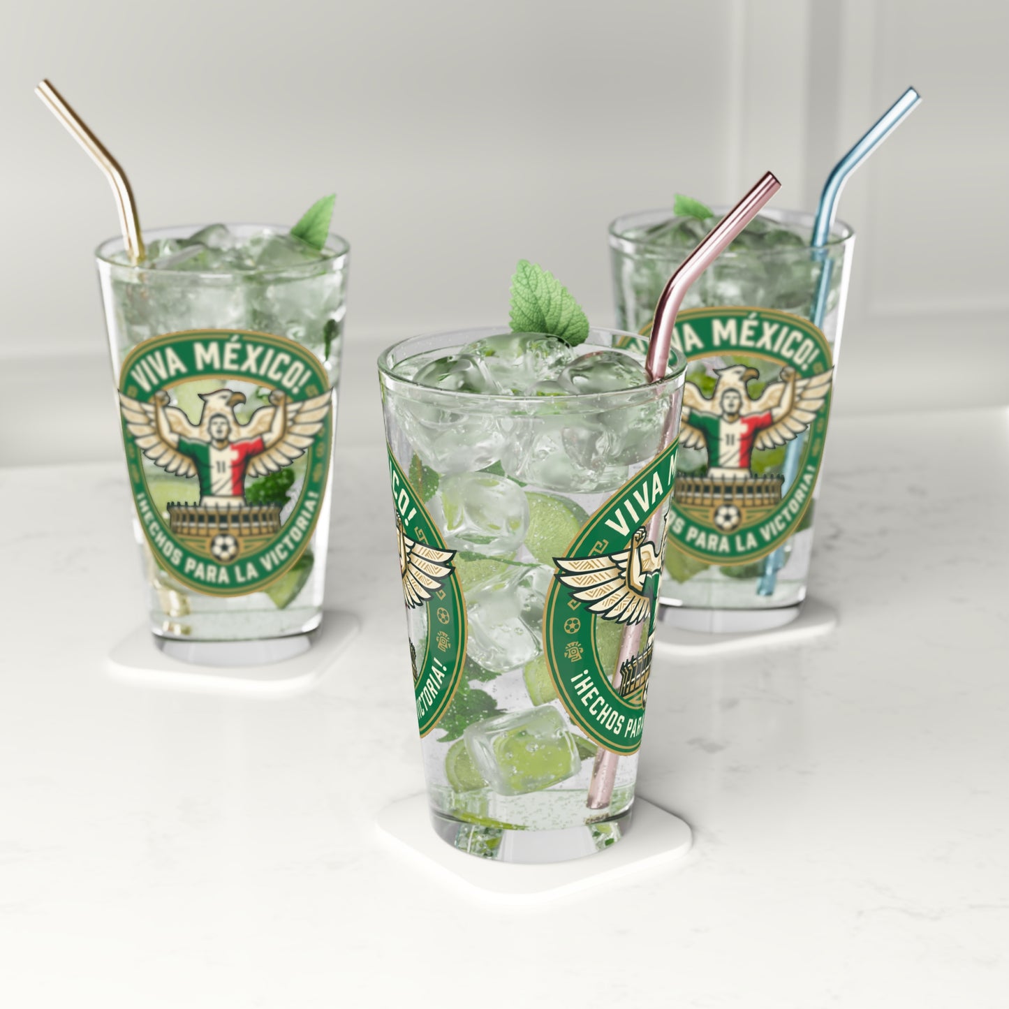 Mexico Soccer Fan Pint Glass — Viva México Football Crest Beer Glass