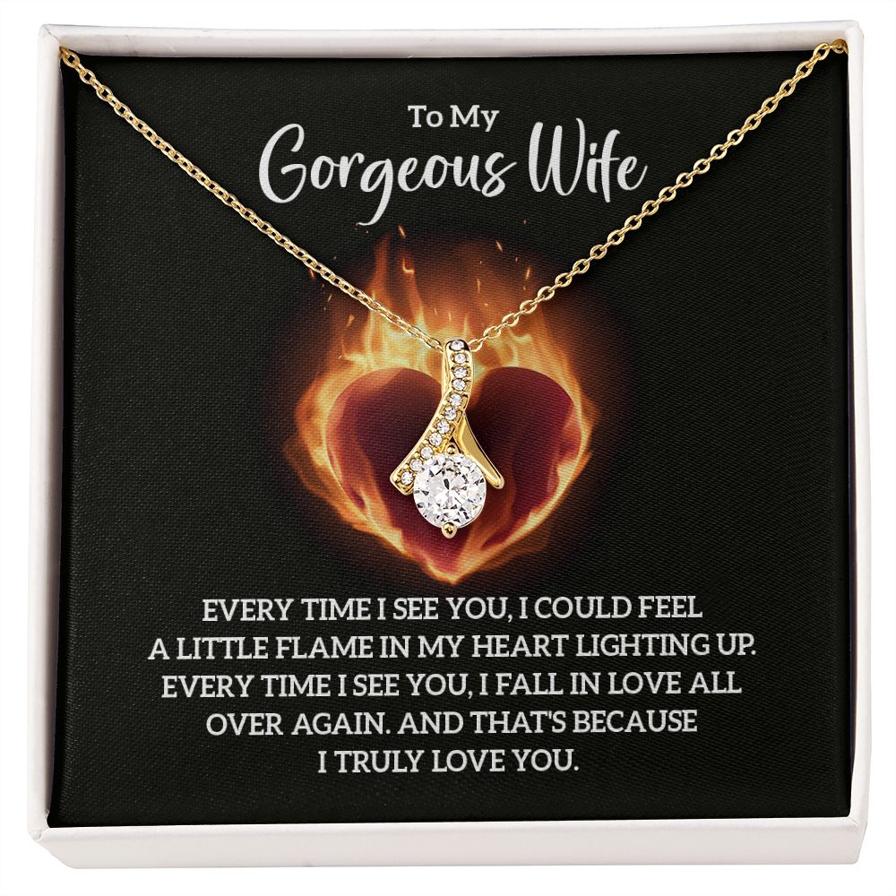Alluring Beauty Love Necklace For Gorgeous Wife