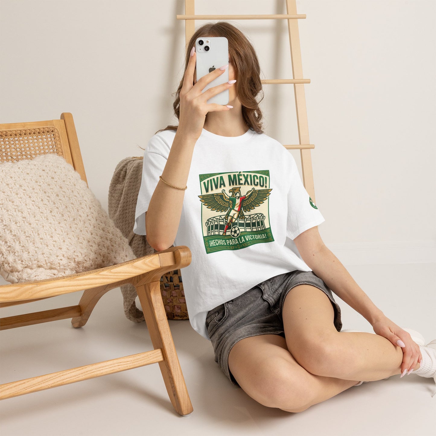 Viva México Soccer Tee — Patriotic Mexican Eagle Design (Hechos Para la Victoria)