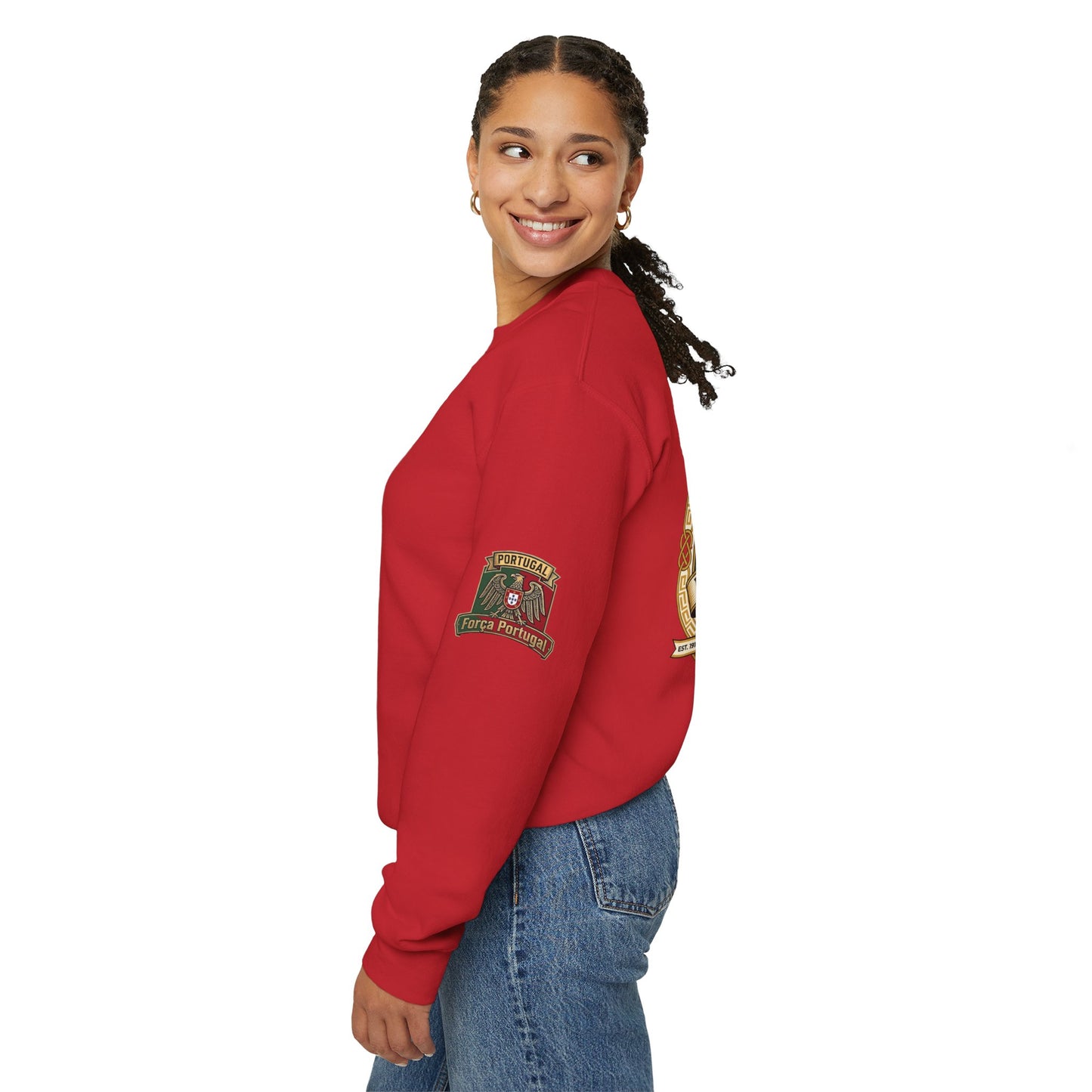 Portugal Soccer Fan Unisex Heavy Blend™ Crewneck Sweatshirt - Classic Portugal Soccer Crest Design Sweatshirt