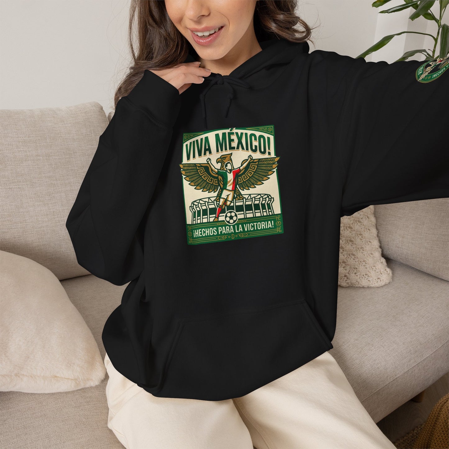 Viva México Soccer Hoodie — Retro Eagle Mexican Pride Graphic