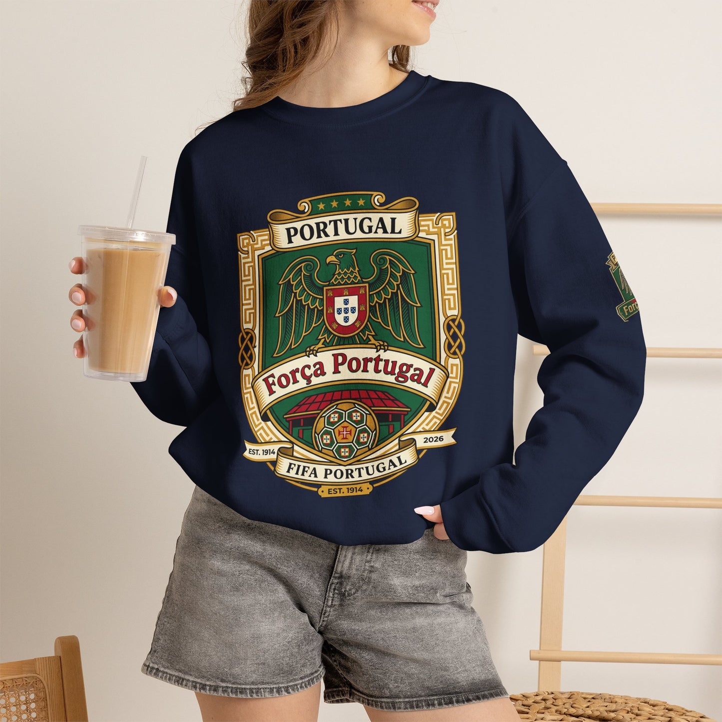 Portugal Soccer Fan Unisex Heavy Blend™ Crewneck Sweatshirt - Classic Portugal Soccer Crest Design Sweatshirt