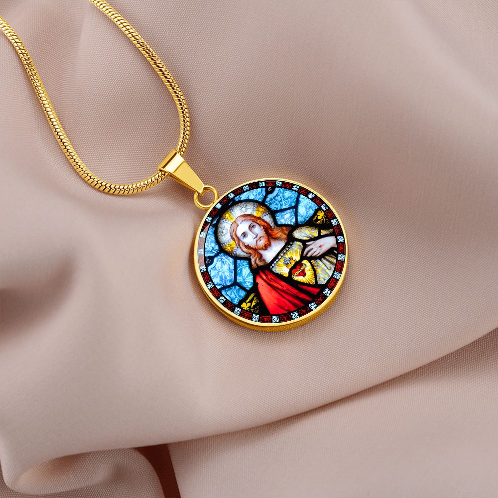 Sacred Heart Of Jesus Pendant gold