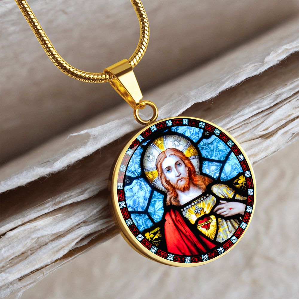Sacred Heart Of Jesus Pendant gold